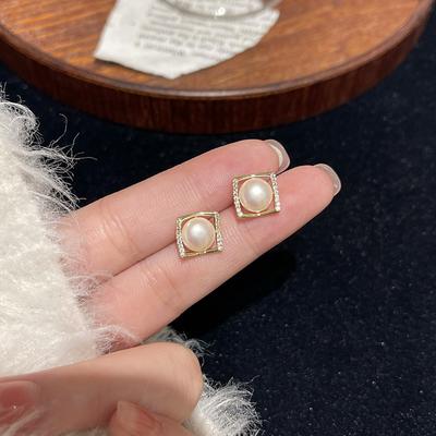 Square Bead Stud Earrings Women's Simple Micro-inlaid Zircon Small Quadrilateral Earrings Summer Earrings