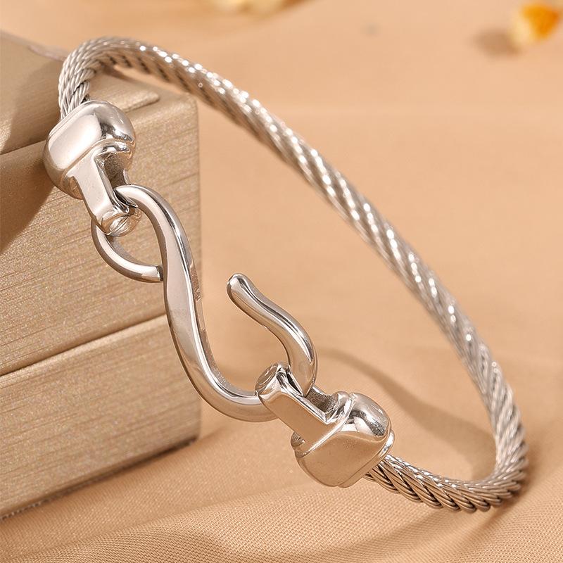 Stainless Steel  Women's Steel Wire Opening Pig Nose Non-fading Three-color Ing Wind Pig Nose Simple Design Fish Hook 