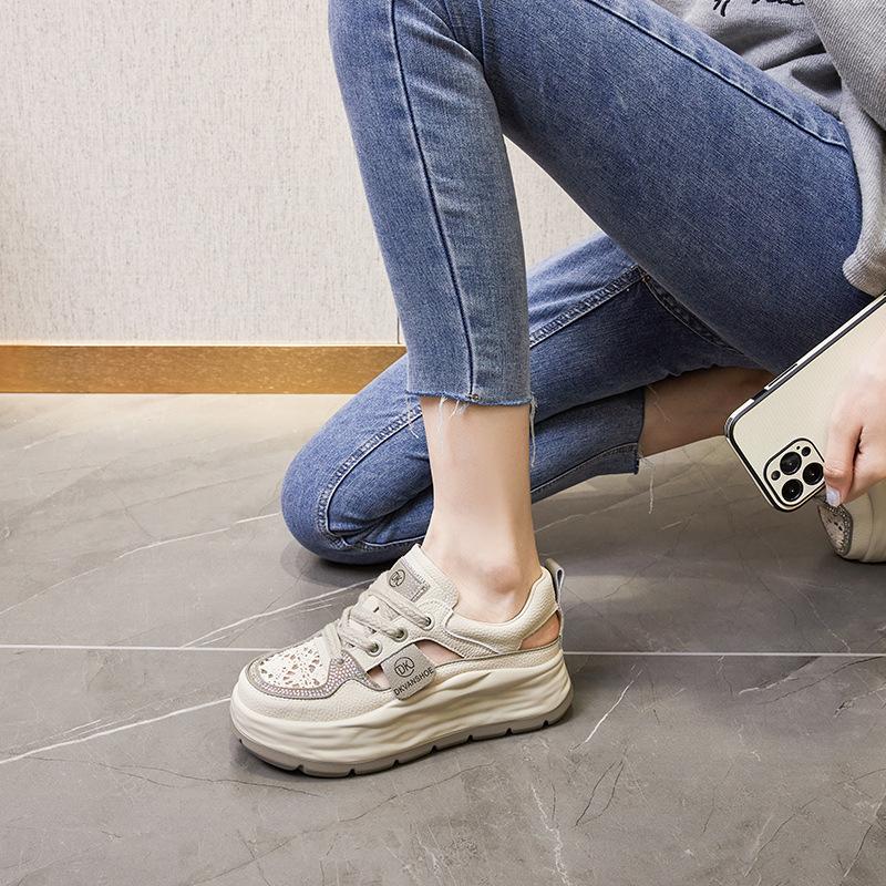 New Trendy Simple Heightening Shoes Casual Breathable Student Single Shoes Women's Fashion Versatile Sports Breathable White Shoes