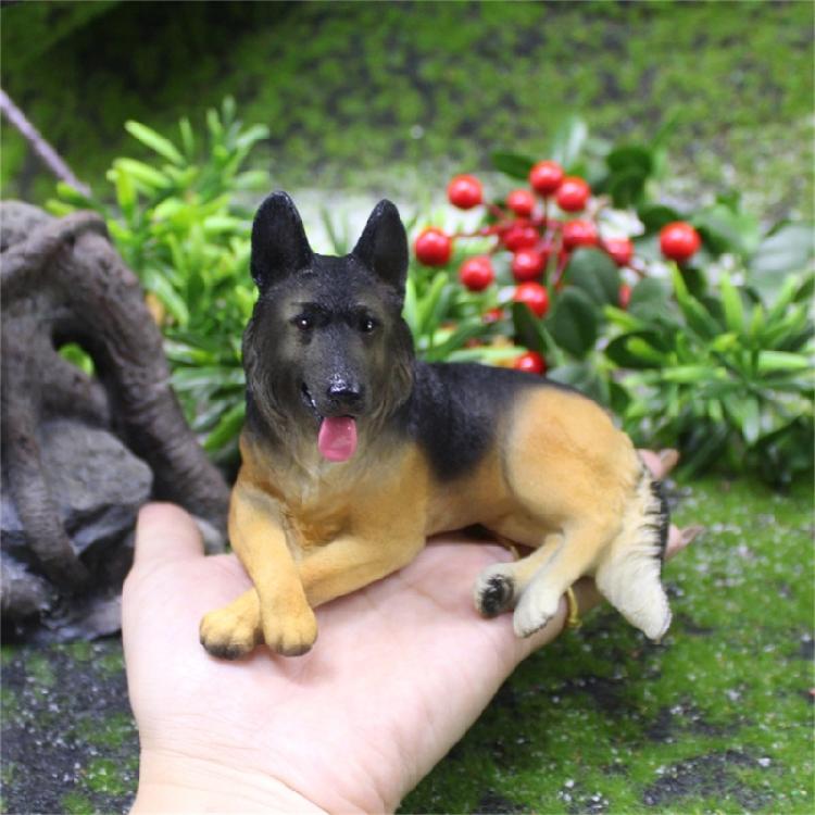Handcarved Resins German Shepherd Figurine Miniature Dog Sculpture for Home Decors Small Animal Statue Garden Ornament