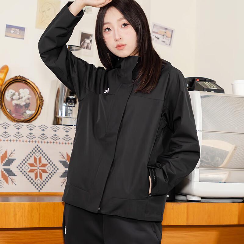 Under Armour Women's Woven Hooded Jacket