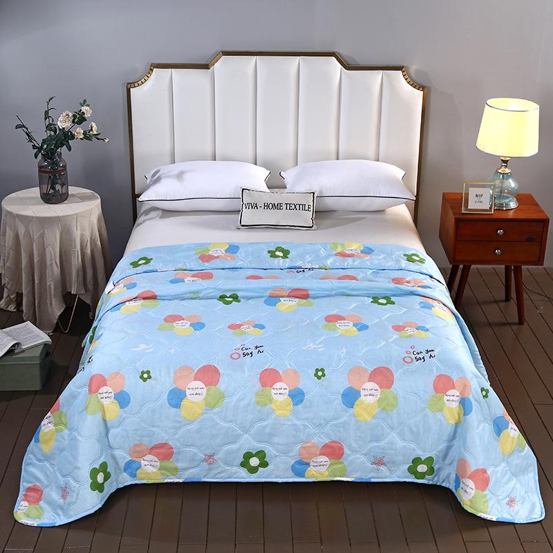 Summer Cool Gift Quilt Set: Washable Cotton Comforter & Thin Quilt