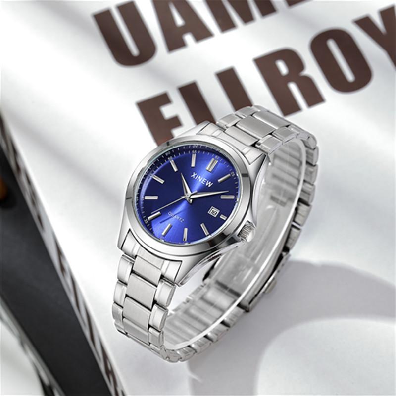 Men's Stainless Steel Quartz Watch with Date Display