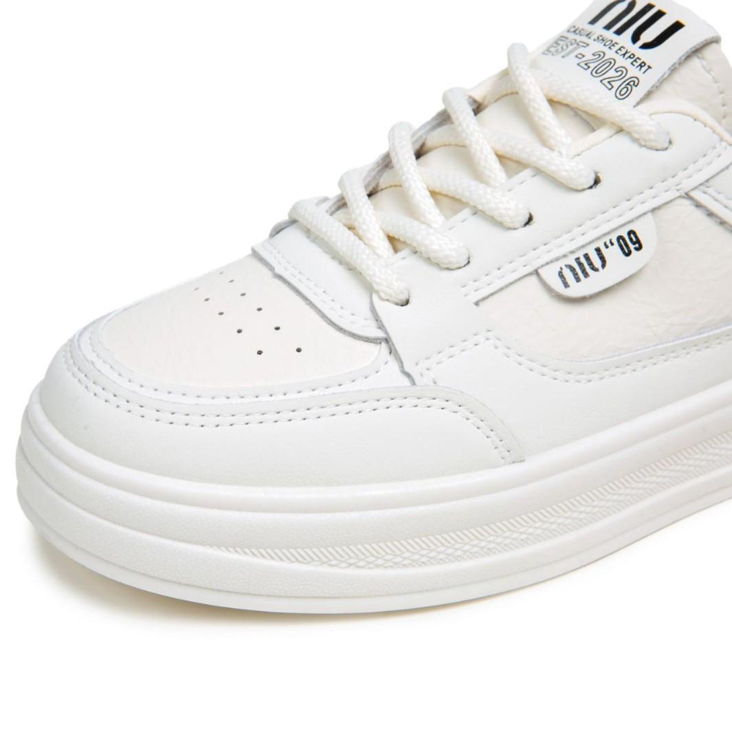 

[Кастомизация] Весенняя модная женская повседневная обувь с мягкой подошвой, не дающая ногам устать, высококачественные маленькие белые туфли, нишевая спортивная обувь для сноуборда 35 бежевый