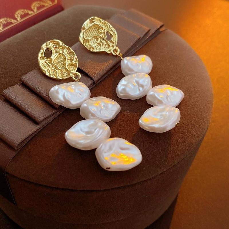 

Модные серьги-пусеты в стиле барокко с имитацией циркона для женщин, элегантные, свежие, недорогие серьги для вечеринки, трендовый циркон, оптом 2024 новинка