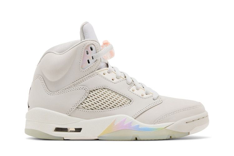 Női Sneakerek Nike Jordan 5 Retro Kígyó Éve (női) Világos Csontszín/Fekete/Vitorlavászon/Alig Zöld