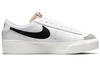 Nike Blazer Low Plateau Weiß Schwarz Damen DJ0292-101