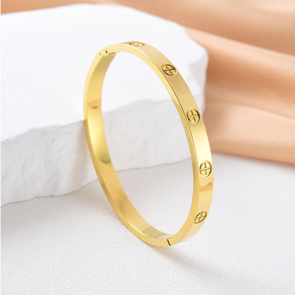 Waterdichte Roestvrijstalen Kruis Armband voor Vrouwen Nieuwe Trend Koppel Armband Luxe Sieraden Accessoires Bruiloft Feest Cadeau