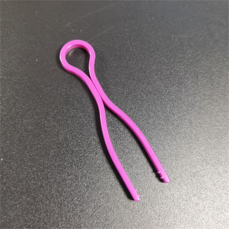 20Pieces Bobbin Clip Holder Spools Clamp Thread Buddies Clamps Bobbin Thread Organizers for Sewing Machine Accessories