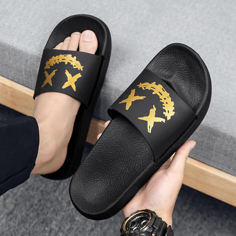 Men's Slippers Sandals Wear-resistant Shoes for Men Non-slip Soft and Comfortable Indoor and Outdoor Fashion Thick Bottom  New
