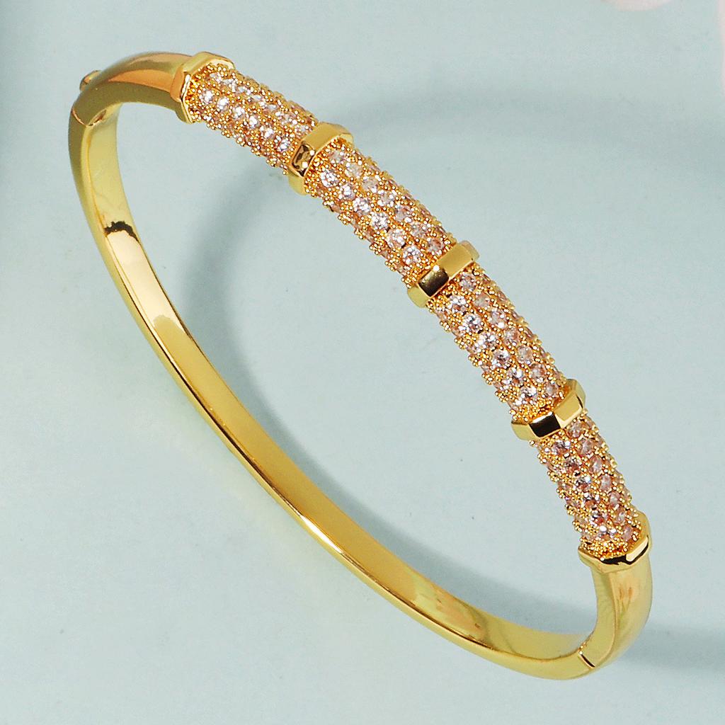 Luxury Micro Paved Zircon Bracelet For Women Simple Gold Full Diamond Clasp Bangle Versatile Non Fading Fashion Jewelry