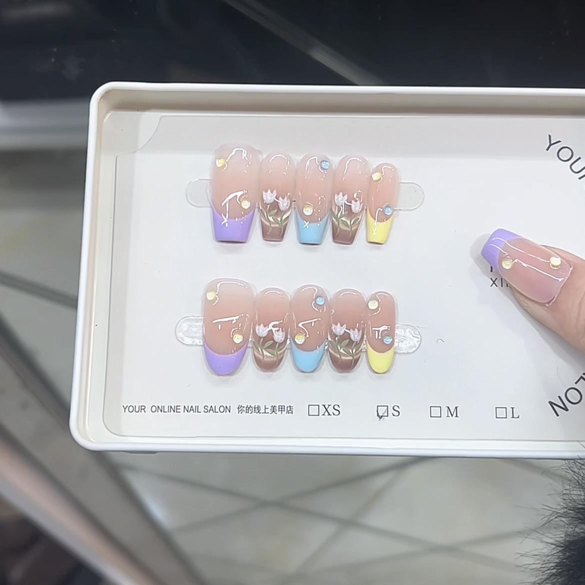 

Чисто ручная работа Фототерапевтический костюм Метилдофамин Тюльпан Кошачий глаз Трехмерный цветок Готовый продукт Повторение large L