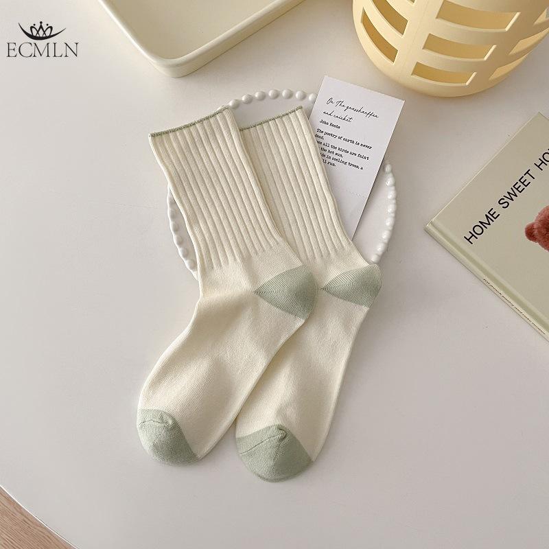 

Женские носки контрастного цвета для весны и осени с белым ворсом, хлопковые носки средней длины One size зелёный