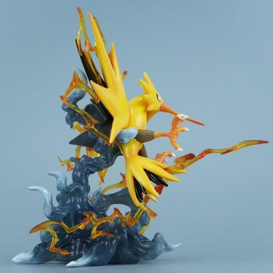 Pokmon Zapdos Anime Figure with Smoke Base Special Effect Decoration Model Gift 14cm