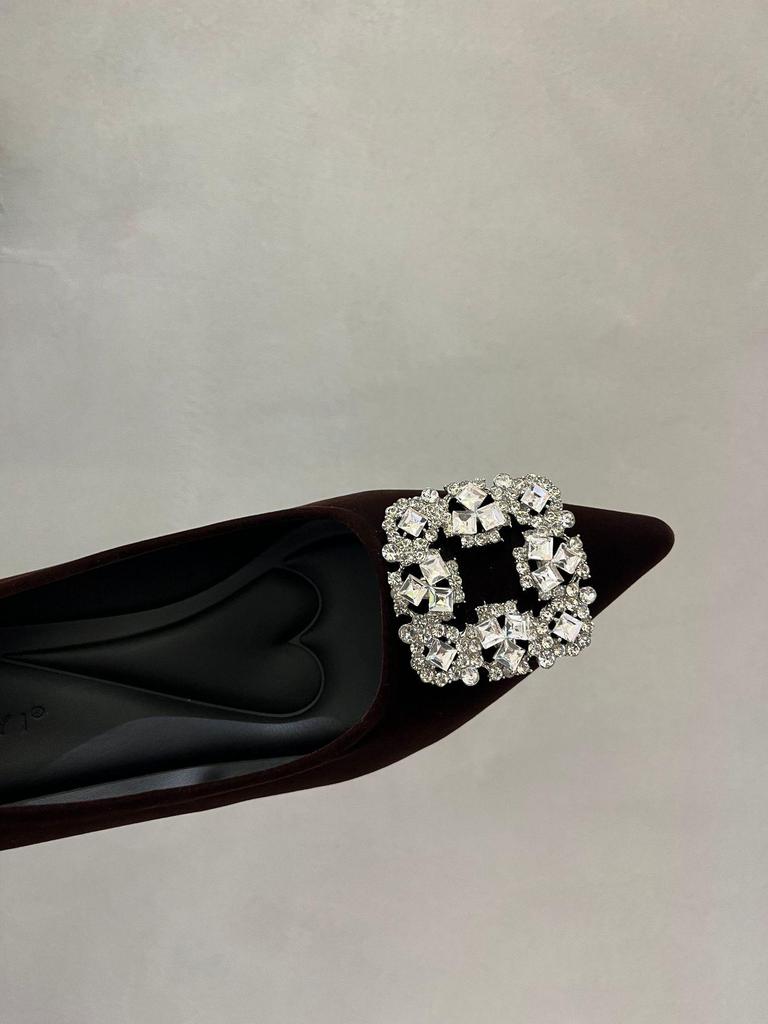 2025 Samtige Stilettos mit spitzer Zehenpartie und Strasssteinen - Elegante Abend- und Arbeitsschuhe