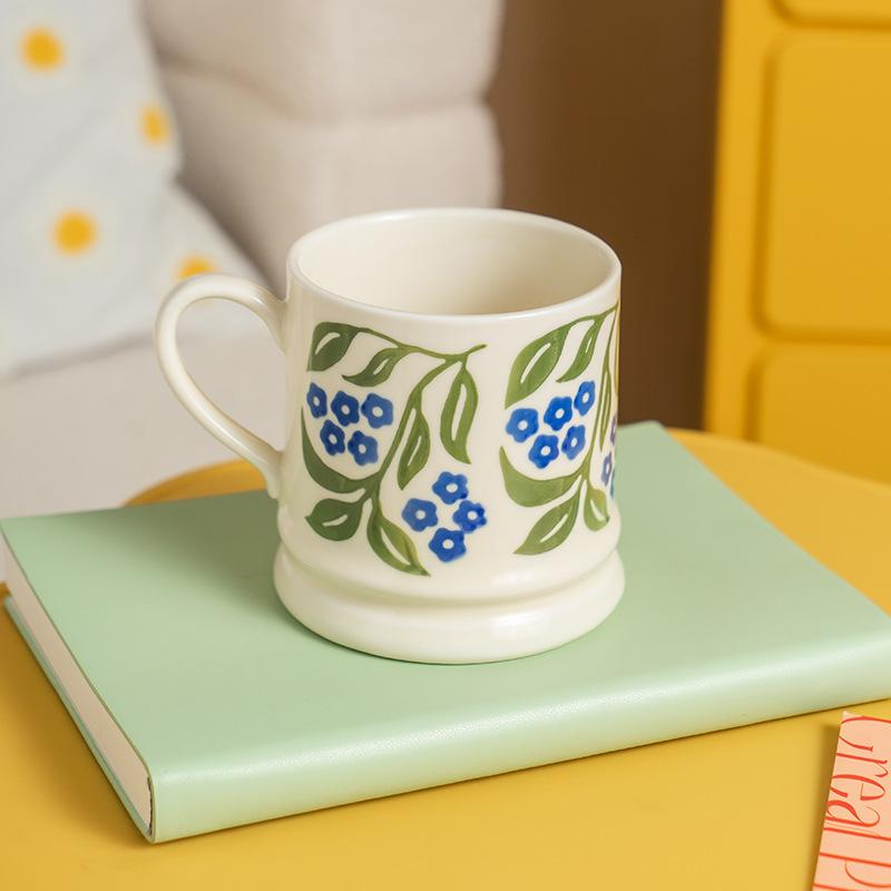 

Underglaze color ceramic coffee cup and saucer set, exquisite afternoon tea, hand-painted drinking cup, high-end gift for girls 301-400ml