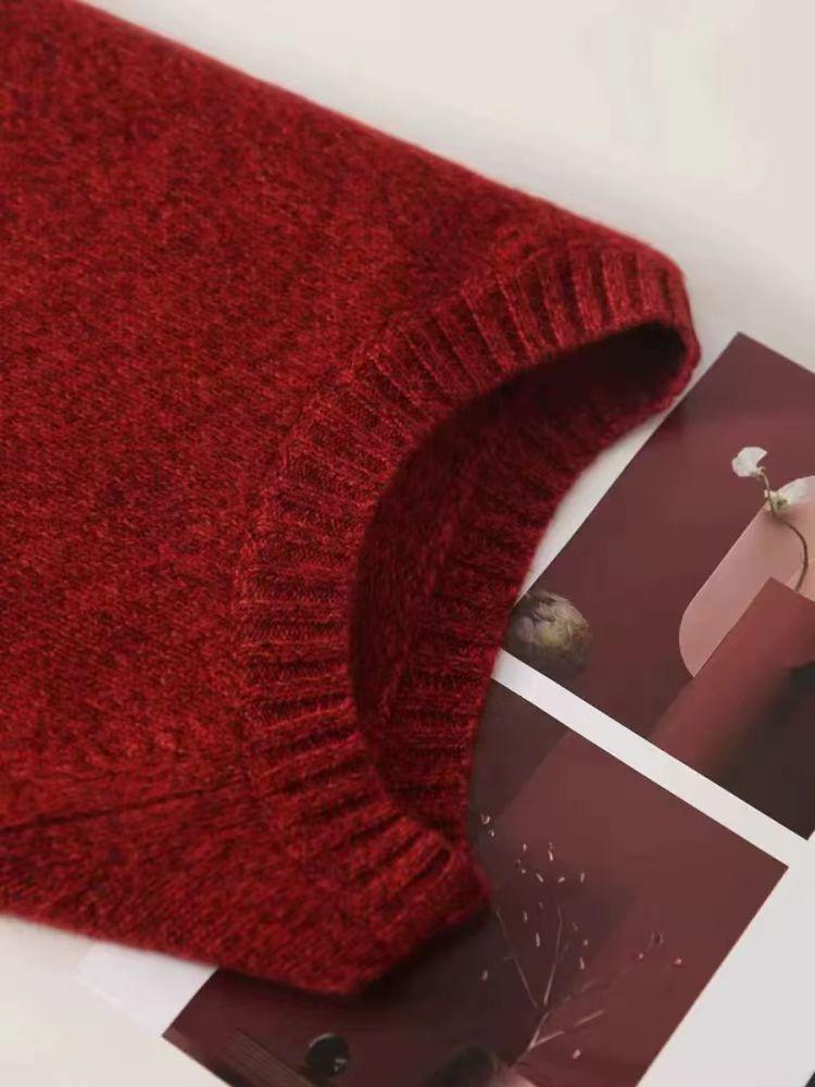 Women's Red Kangsai Ni Cashmere Round Neck Pullover Sweater - Thick, Loose Knit for New Year and Christmas