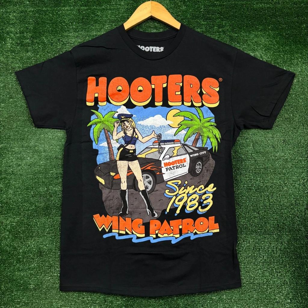 Hooters Wing Patrol Wing City Since 1983 T-shirt Size Medium
