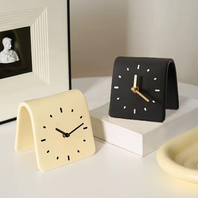 Silent Creative Small Desktop Clock – Modern Design for Bedroom, Office, Classroom. Ideal Student Desk Ornament & Home Decor.