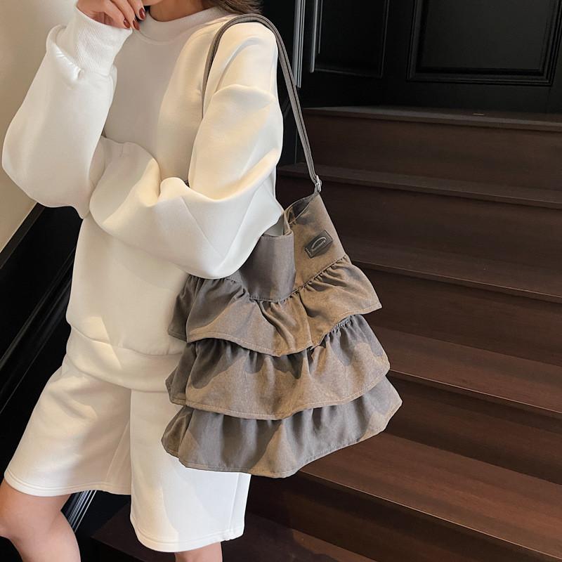Lazy Style Female Shoulder Bag With Wrinkled Fabric And Magnet Closure Daily Use