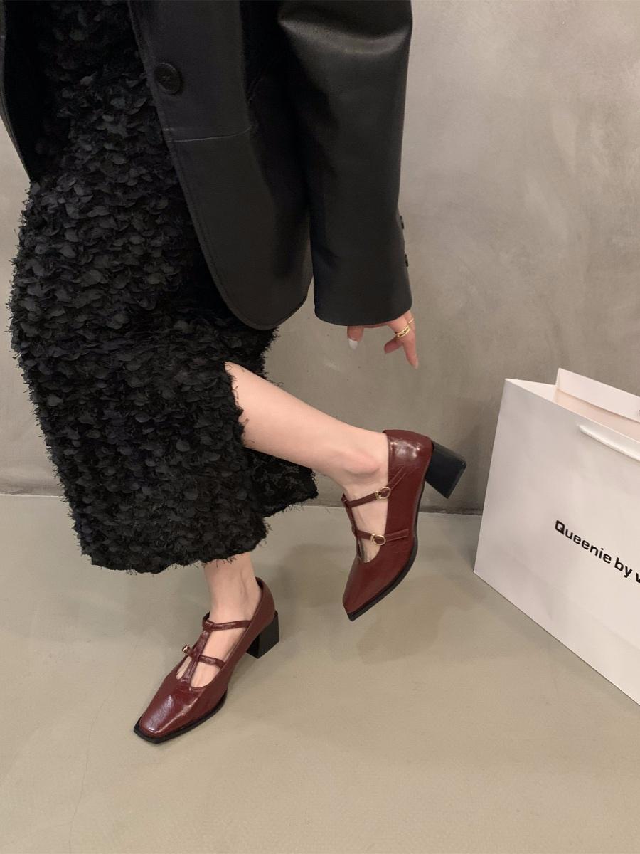 

Високоякісне маленьке шкіряне взуття на товстому підборі туфлі на один сезон легкий виріз квадратний носок високі підбори жіночі ранньовесняні туфлі Mary Jane 39 червоний