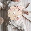 Ornamenti Mensili per Milestone del Bambino, Marcatori di Crescita in Legno con Fiocco 3D e Decorazione Floreale, Cartoncini Mensili per Milestone del Bambino per Foto Ricordo del Bambino