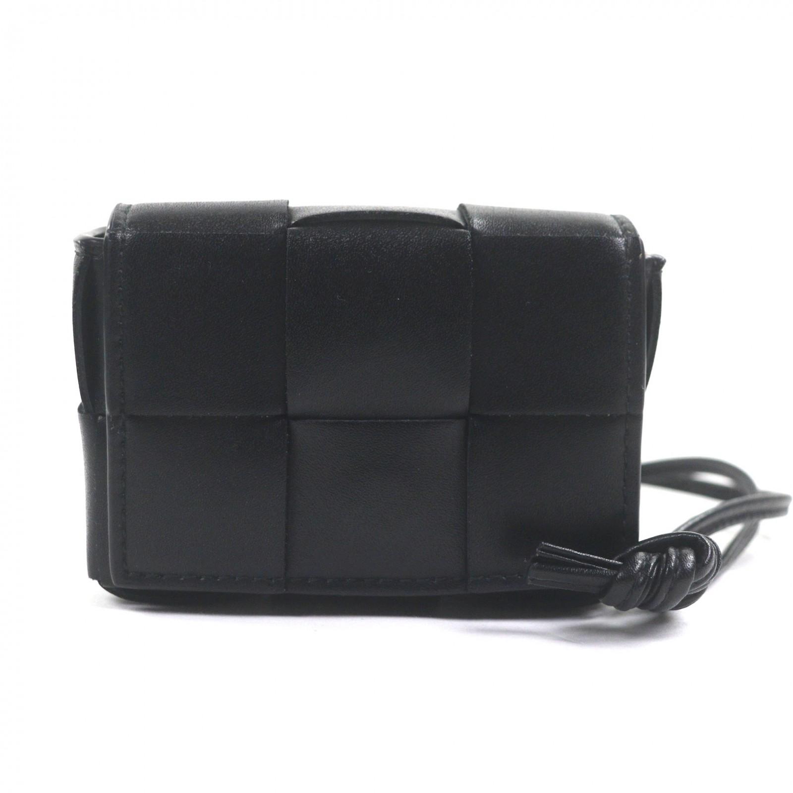 

Чудова чоловіча сумка BOTTEGAVENETA через плече MAXI INTRECCIATO CASSETTE чорна шкіра Вживана