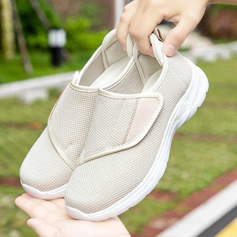 Large size Velcro elderly shoes wide feet and thick instep men's and women's autumn sports shoes medium and old soft-soled walking shoes