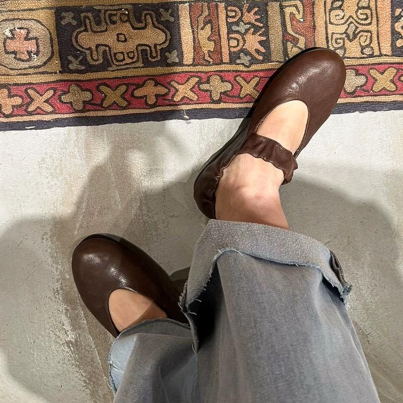 Leather Korean version round head shallow mouth pleated word belt Mary Jane single shoes women's 2025 spring summer ballet flats