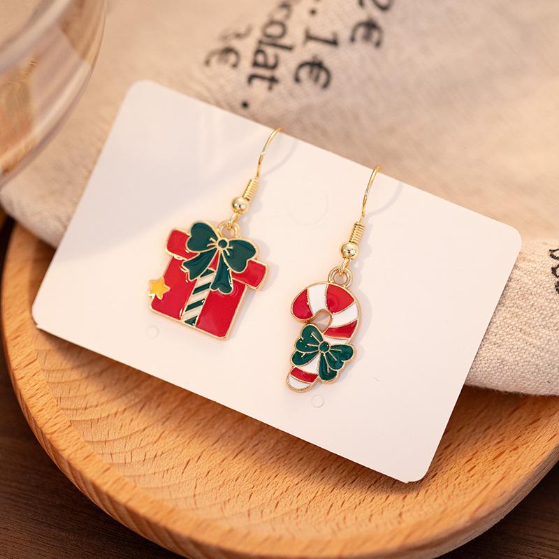Santa Claus Asymmetric Earrings Festive Atmosphere Niche Cute Exquisite Cartoon Snowman Earrings