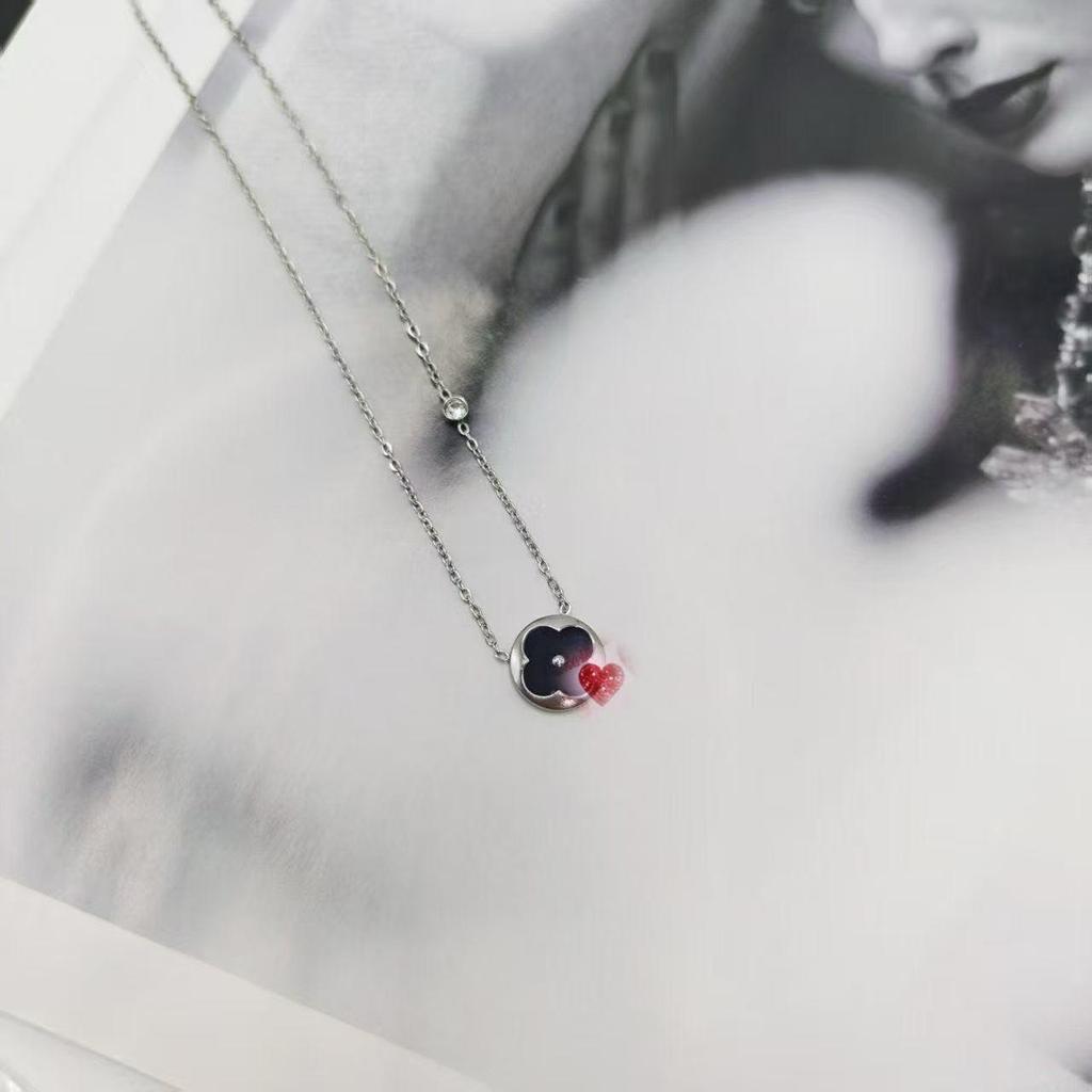 Europäische & Amerikanische Titanstahl Vierblättriges Kleeblatt Halskette für Damen - Bunte Schlüsselbein Kette, Trendiger Schmuck