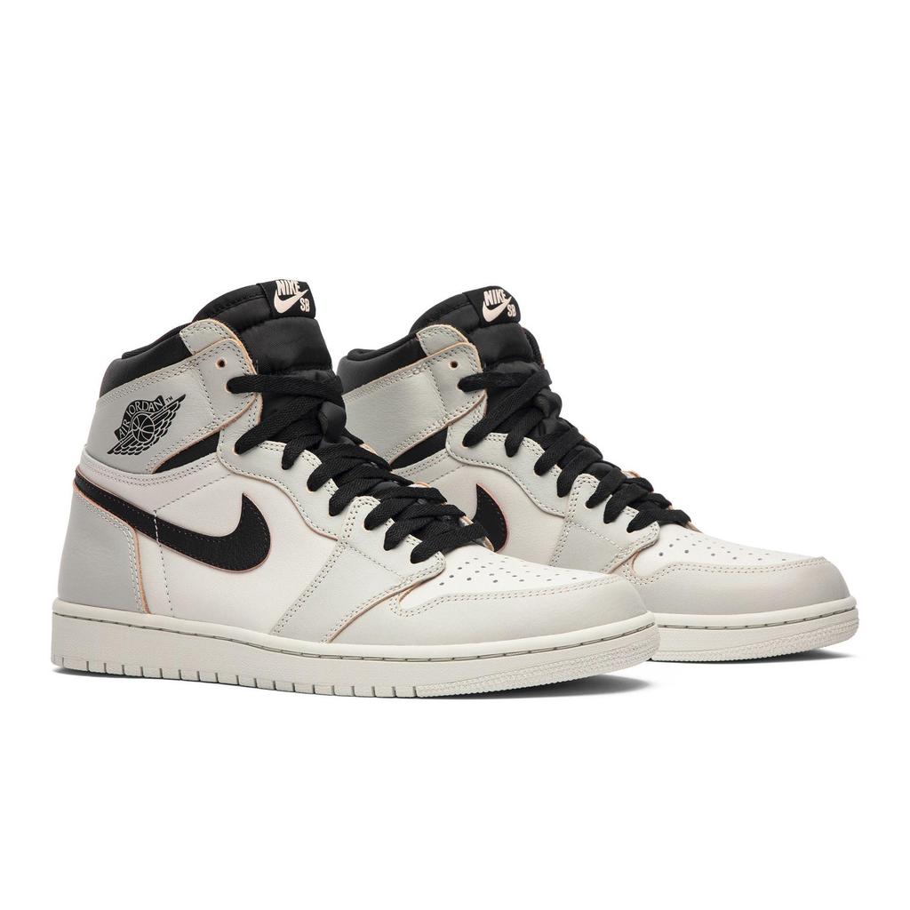 Air Jordan 1 Retro High SB 'NYC to Paris' (Unisex) Light Bone / Crimson Tint-Hyper Pink-Black Vintage Basketball Shoes CD6578 006
