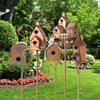 Metall-Vogelhaus mit Stange, Metall-Kunst-Cottage-Vogelhaus, Pfähle, Kolibri-Haus, abgenutztes Metall-Vogelhaus, Gartendekoration