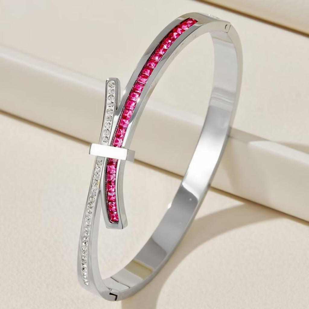 Bracelet de Luxe en Acier Inoxydable pour Femme: Titane Électroplaqué, Sertissage Diamants Complet, Style Européen-Américain