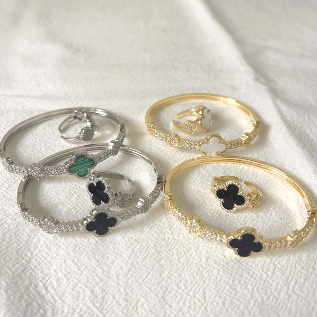 2PCS New Micro Inlaid Zircon Clover Bracelet Ring Set with Adjustable High Color Preserving Copper Plating 18k Real Gold Fashion