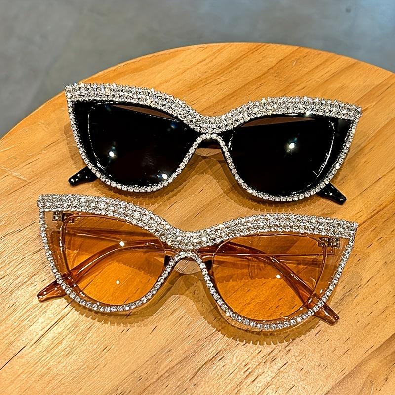 Luxury Cat Eye Glasses for Men Women with Glittering Green Stone Club Party Favorite Fashion Accessory