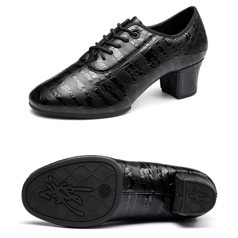 Women Water Grass Grain Leather Latin Dance Shoes Square Lace Round Toe Soft Soled Dance Shoes Breathable Social Dance Modern