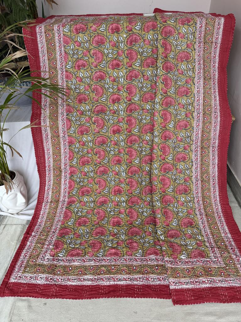 Handmade Floral Print Kantha Quilt, Queen Size Blanket Throw, Indian Block Print Bedspread, 100% Cotton Bedding Throw