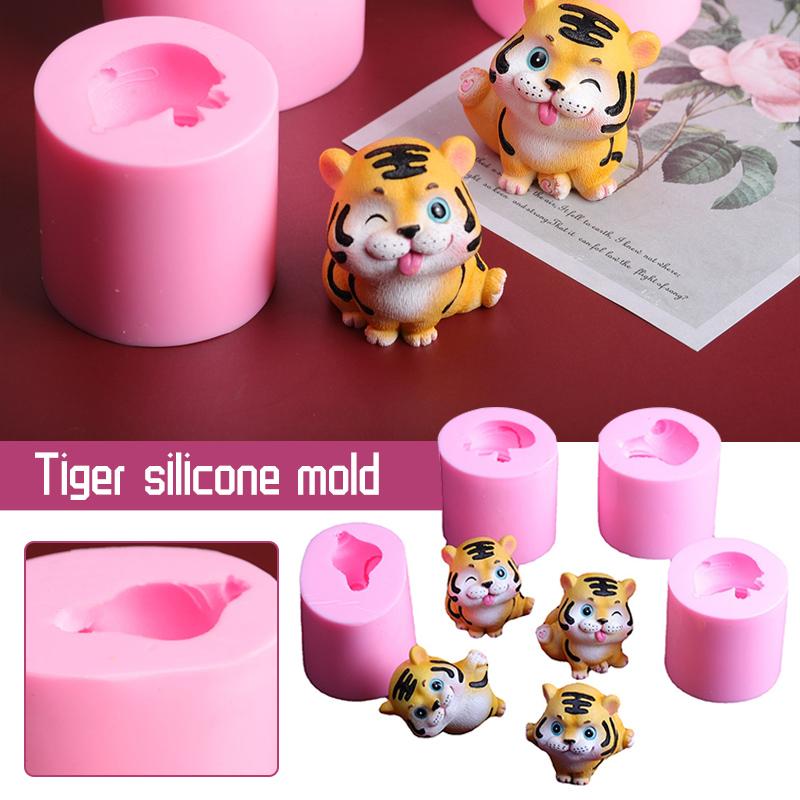Cute Tiger Mold Plaster Mousse Cake Fondant Baking Utensils Aroma Candle Silicone Mold Animal Resin Molds Candle Making Kit