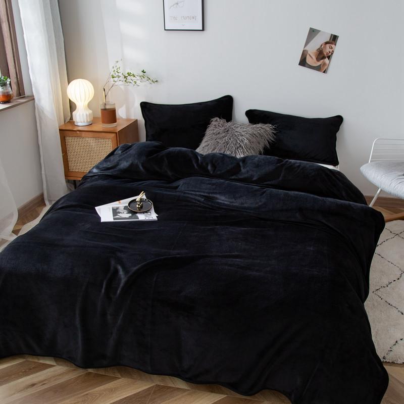 1pc Black Blanket Flannel Plaid Bed Blankets Plain Color Bedsheet Sofa Towel Nap Shawl Soft Blanket Plaids manta (No Pillowcase)