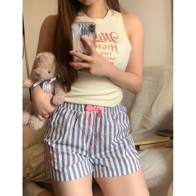 

Export Distressed Letters Print Sleeveless Vest Silm Short C852 Rice White XS