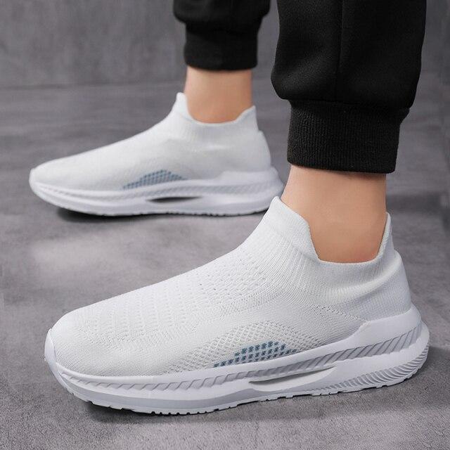 Men 'S Casual Shoes Spring Knit Couple Socks Shoes Unisex Breathable Sneakers Fashion Slip -On Loafers Men Running Shoes