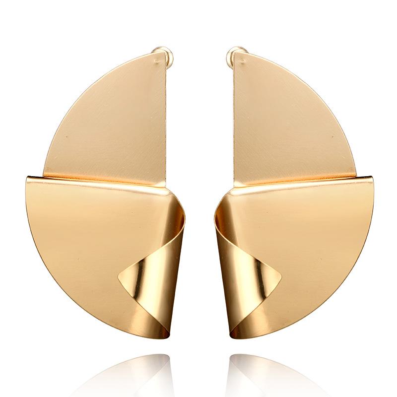 Przesadna geometria Nieregularne metalowe wiszące kolczyki Spiralny skręcony węzeł Okrągłe gładkie Brincos Cyrkonia