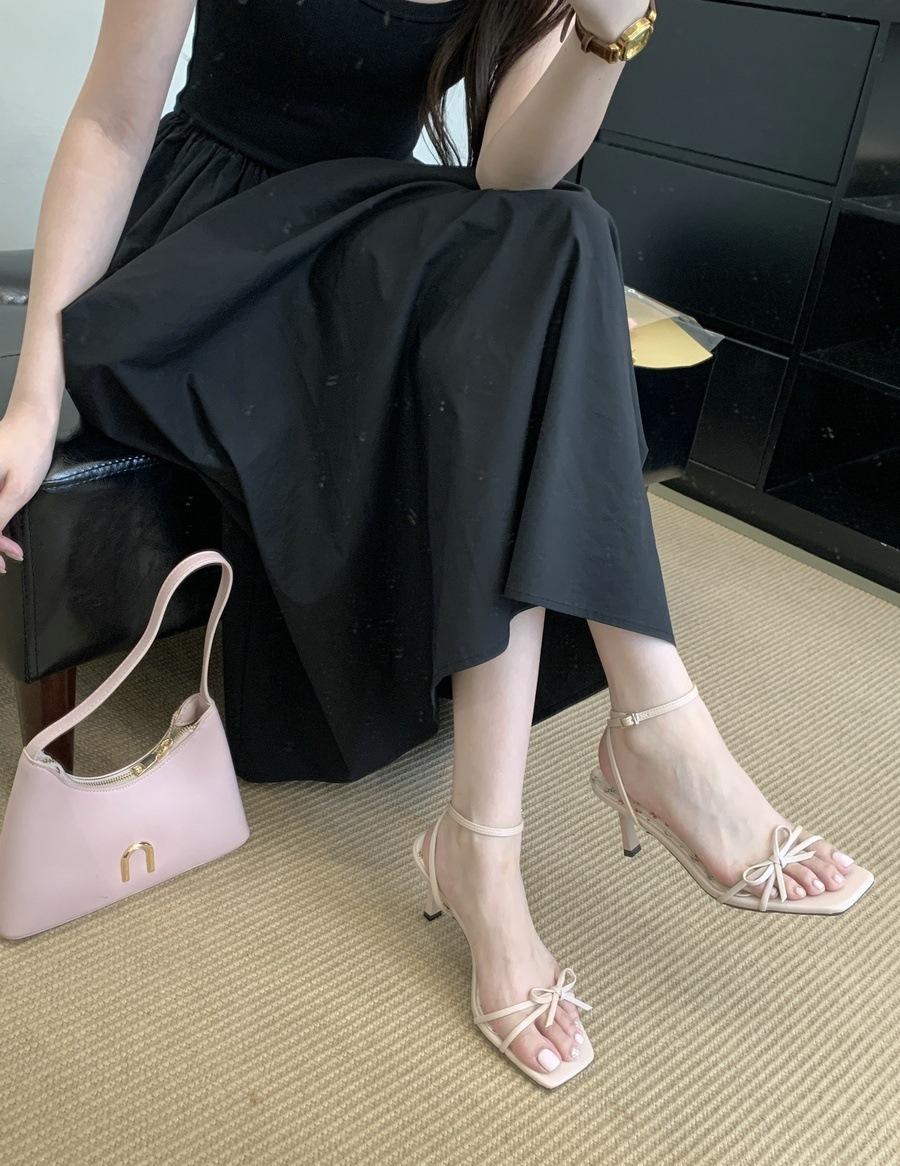 

Wedge heel French bow one-word slippers women s summer wear 2025 new floral sandals fairy wind cool slippers women 39 розовый