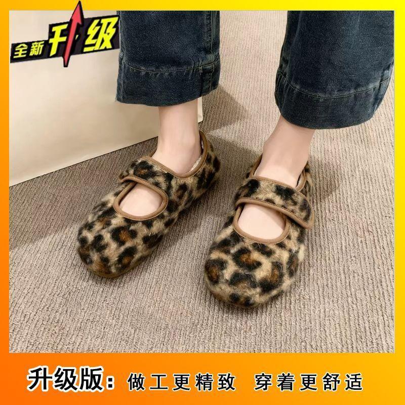 Retro wind inner heightening cotton shoes 2025 autumn and winter cute college wind Velcro warm velvet cotton shoes for women's outer wear