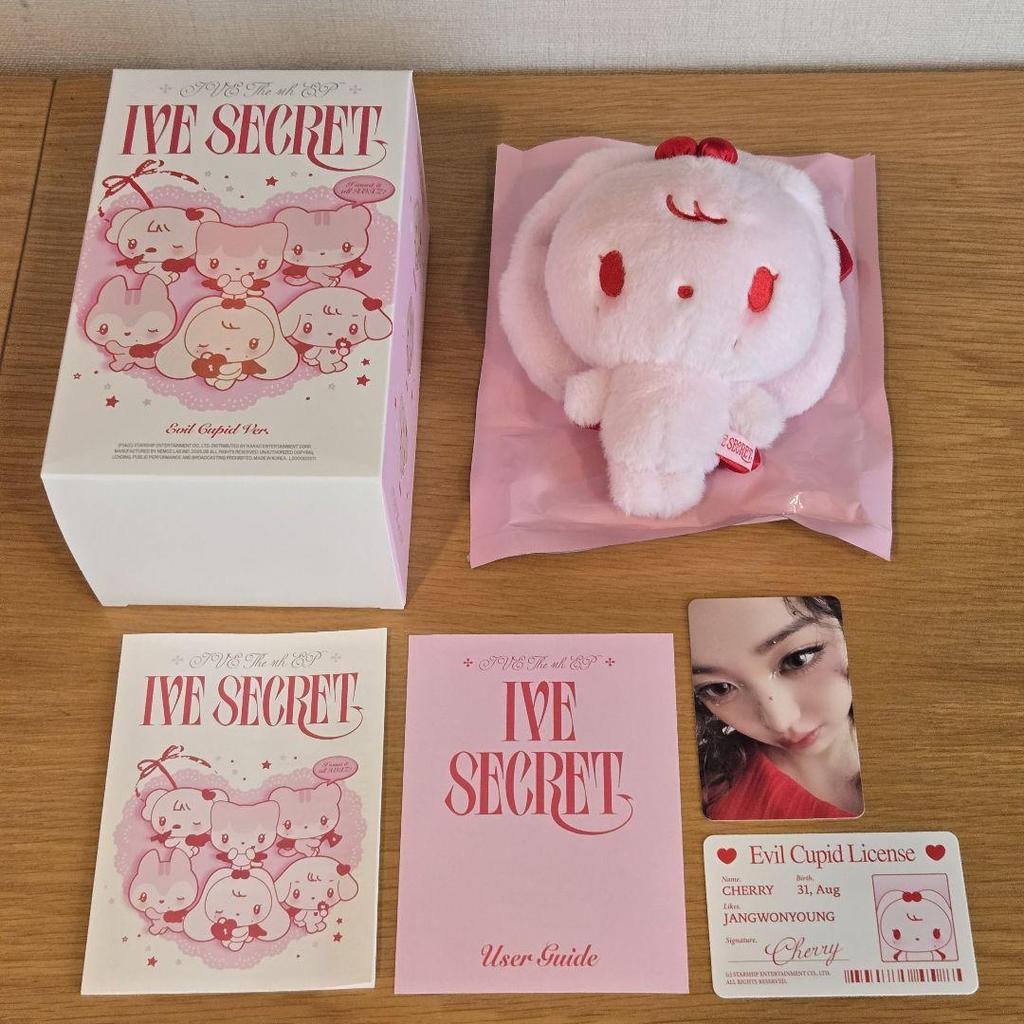 [USED] IVE Wonyoung Plush Toy SECRET EVIL CUPID Trading Card 2