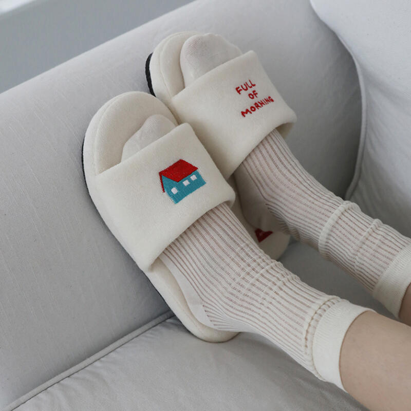 

Terry Memory Foam Floor Noise Reduction Living Room Indoor Slippers for Women and Men RED M (Women s)