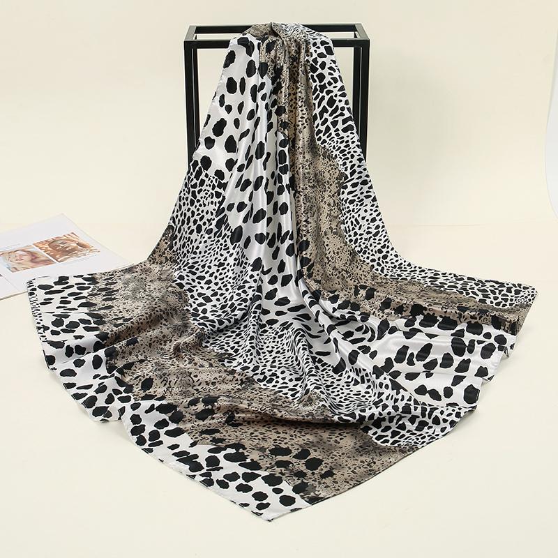 2025 Fashion Silk Square Scarf for Women Hair Band Soft Neckerchief Vintage Hijab Flower Print Headscarf Female Pashmina Bandana