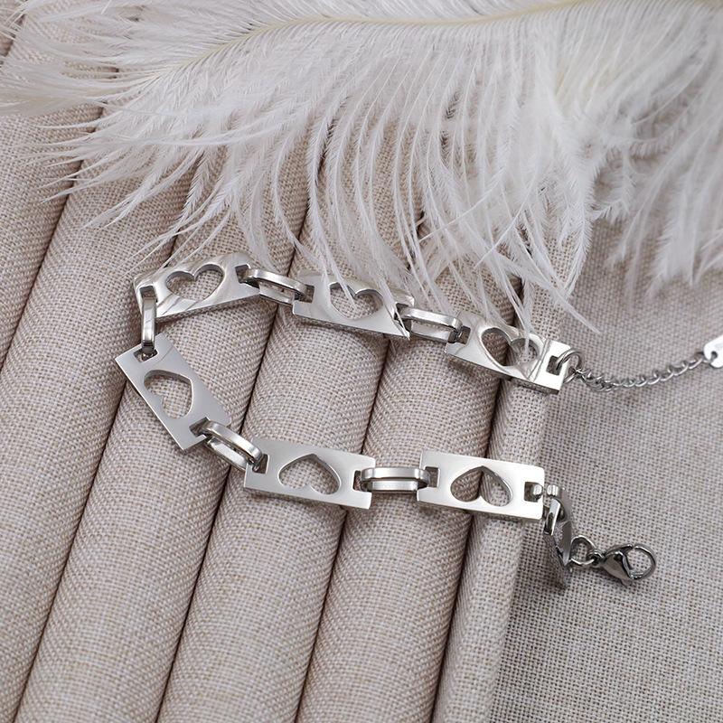 Hip-Hop Style Personality Simple Titanium Steel Hand Jewelry Love Shape Square Titanium Steel Non-Fading Bracelet Women