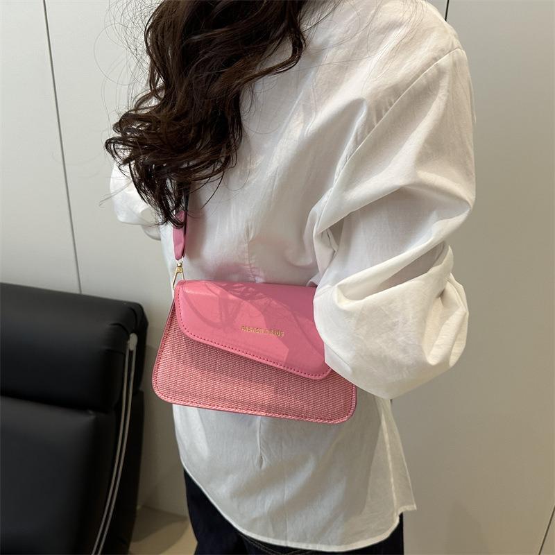 Tendance mode rétro été bandoulière large sac carré petit décontracté polyvalent sac à bandoulière messager sac pour femmes